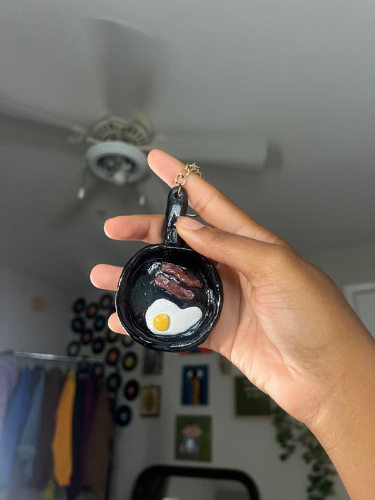 Yo Mama Cast Iron Skillet Keychain